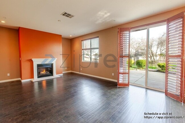 Building Photo - 681 Ringneck Ct