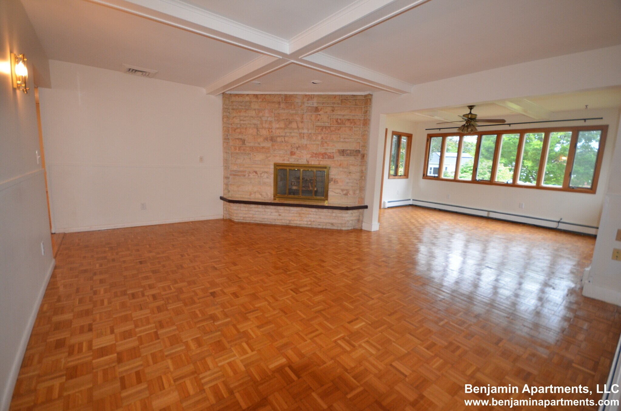 Building Photo - 20 Mossdale Rd