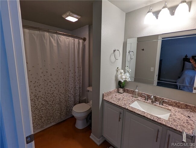 Building Photo - 9116 SW 51st Rd