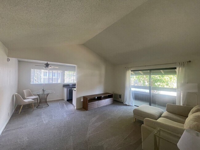 Building Photo - 54 Streamwood
