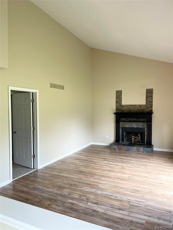 Building Photo - 1215 Oaklawn Dr