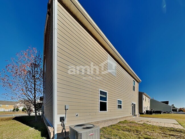 Building Photo - 1019 Green Terra Rd