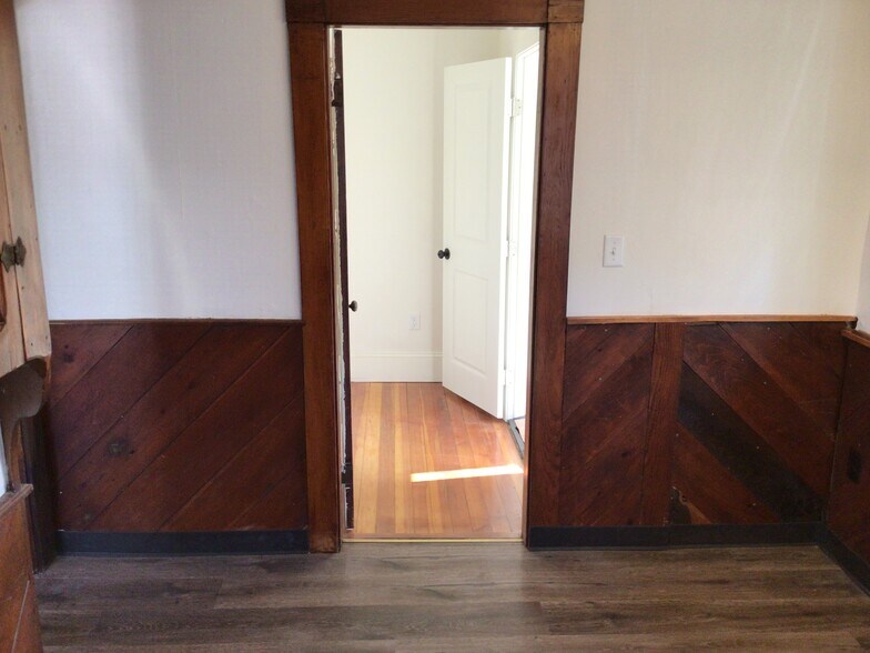 Hall (kitchen to bath) - 10 1/2 Bentley St