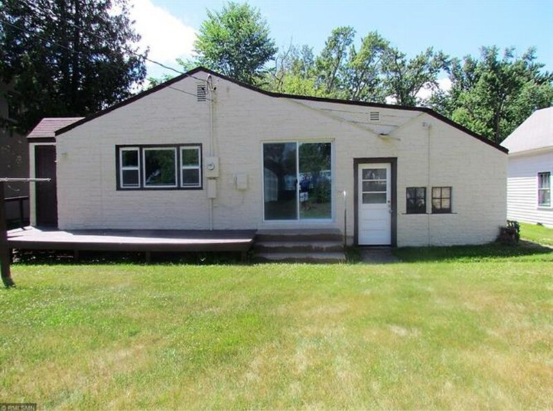 Building Photo - 306 4th Ave NE