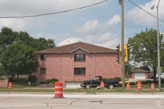 Building Photo - 1201 - Oklahoma