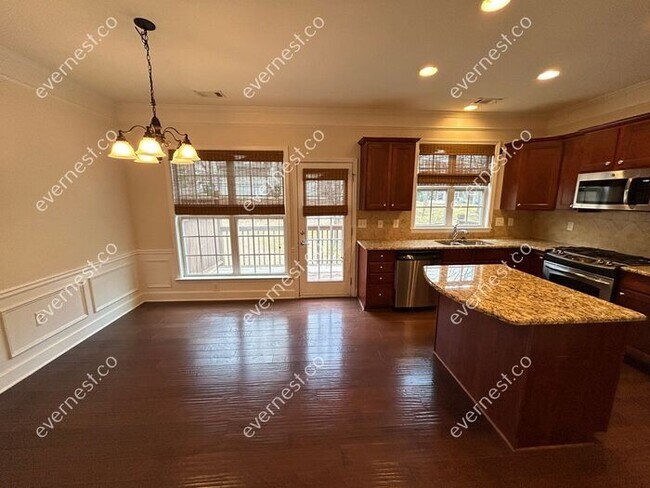 Building Photo - 2171 Weldonberry Dr