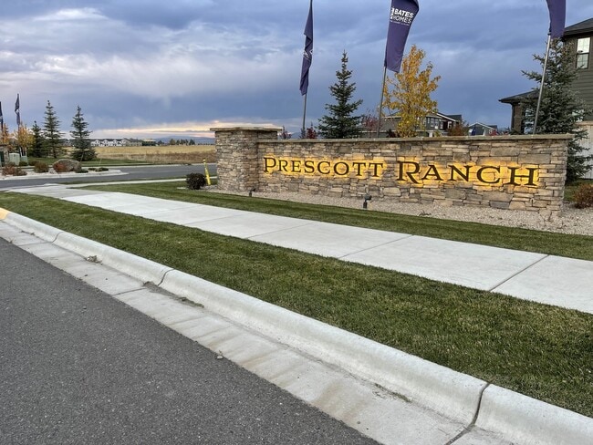 Building Photo - Beautiful 4 Bedroom, 3.5 Bathroom Home in Prescott Ranch!
