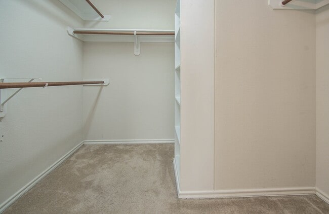 Building Photo - 14319 Mirkwood Ln