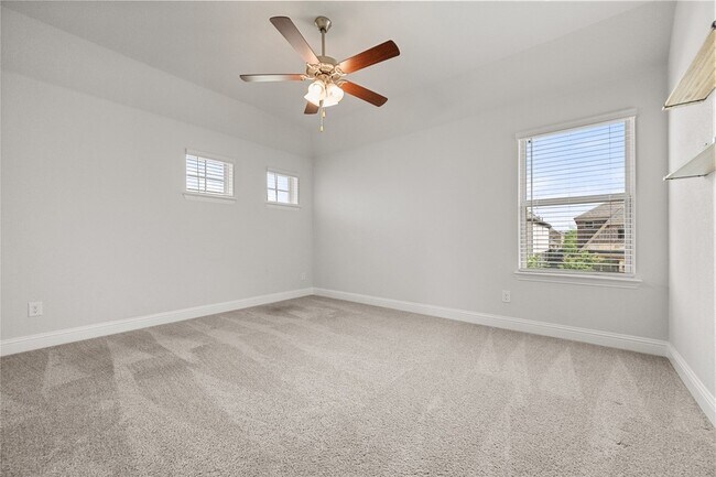 Building Photo - 1716 Elise Ln