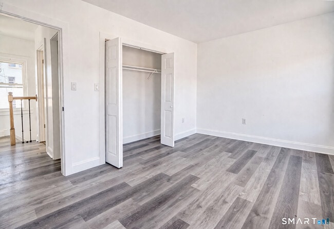 Building Photo - 17 Sherman Ave