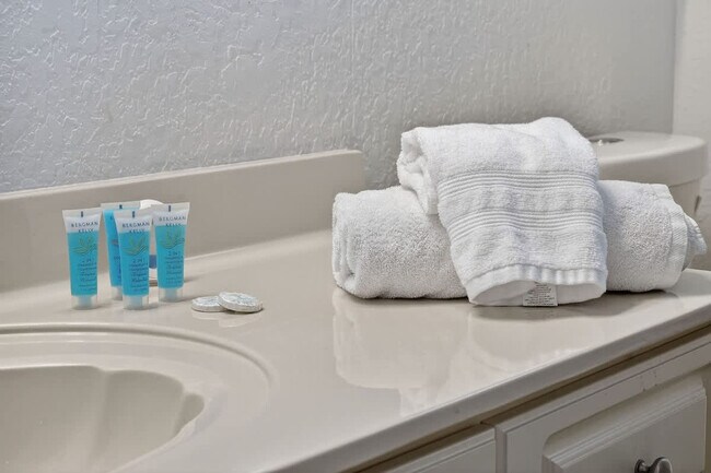 Building Photo - 5161 SW 159th Ct