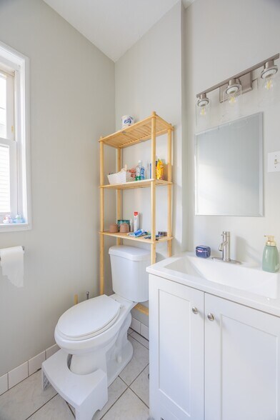 Building Photo - 30 Brainerd Rd