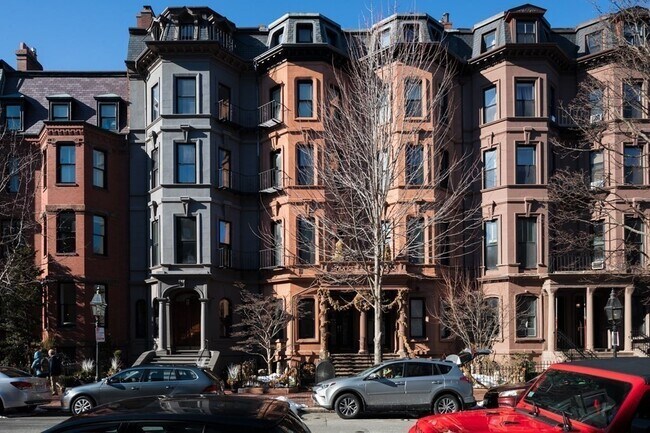 Building Photo - 15 Marlborough St
