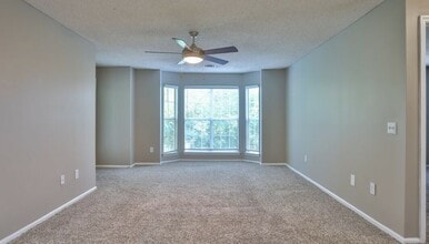 Building Photo - 503 Caledon Ct