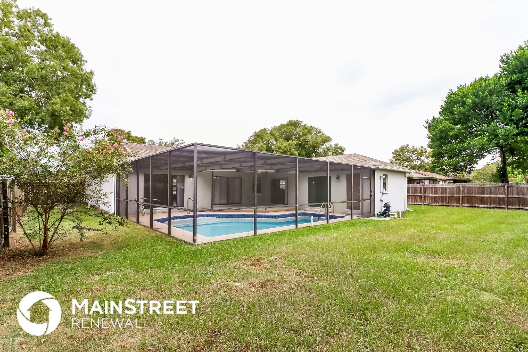 Building Photo - 8373 Camphor Dr