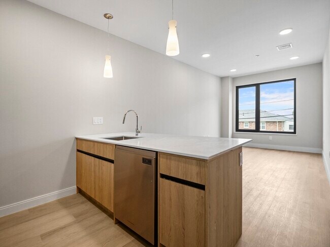 Building Photo - 249 Corey Rd