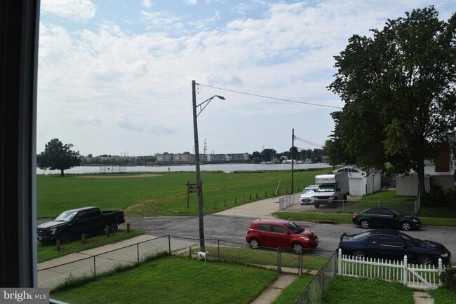 Building Photo - 2111 Larkhall Rd