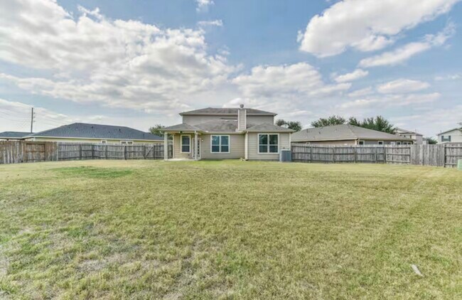 Building Photo - 18607 Shavano Ct