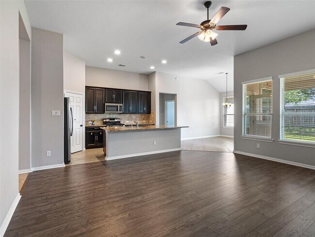 Building Photo - 16906 Wedgeside Pk