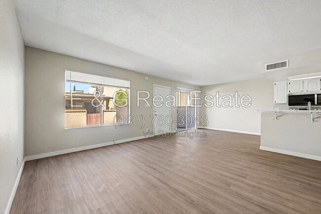 Building Photo - 17009 E Calle Del Oro