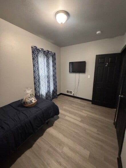 Building Photo - 16261 Tuller St