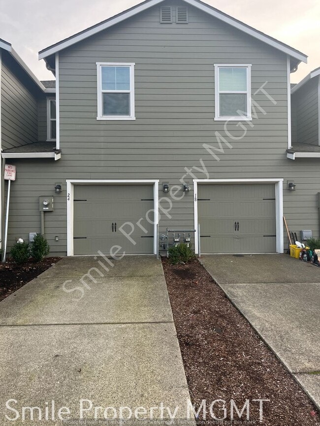 Building Photo - townhouse