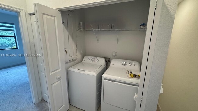 Building Photo - 227 SW 159th Ter