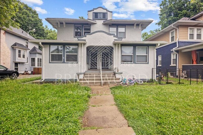 Primary Photo - 3041 N Delaware St