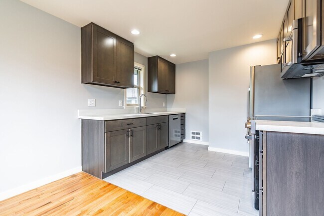 Building Photo - 3019 NW 85th St