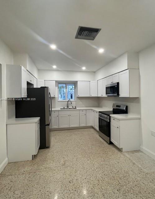 Building Photo - 4700 SW 7th St