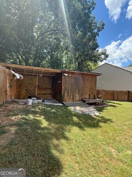 Building Photo - 205 Heritage Club Ln