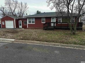 Building Photo - 300 South St