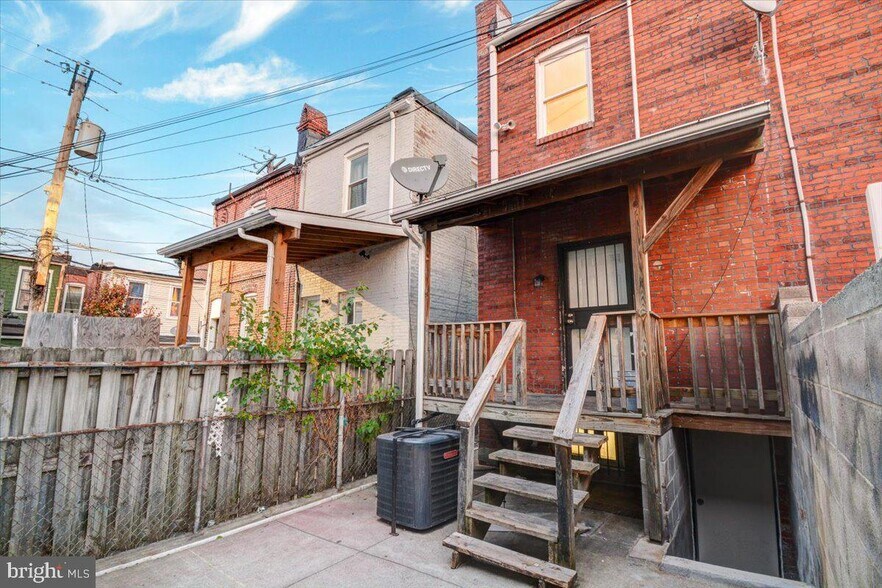 Back of house - 6 S Highland Ave