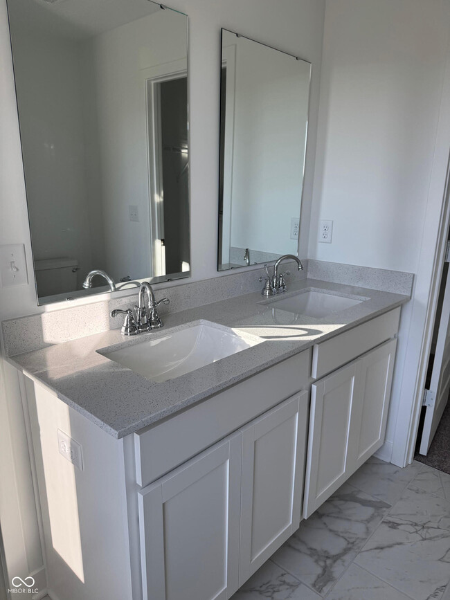 Building Photo - 15122 Farrington Rd