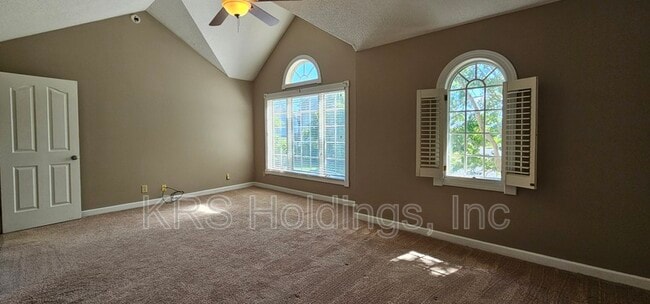 Building Photo - 200 Mainsail Dr