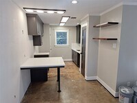 Building Photo - 1012 Rutland St