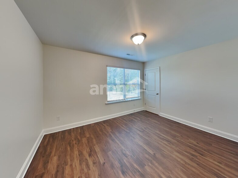 Building Photo - 1328 Bethany Dallas Dr