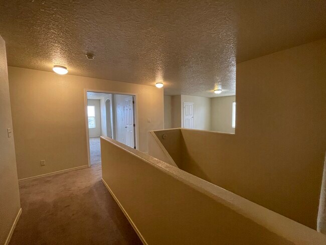 Building Photo - 9620 Sundoro Pl NW