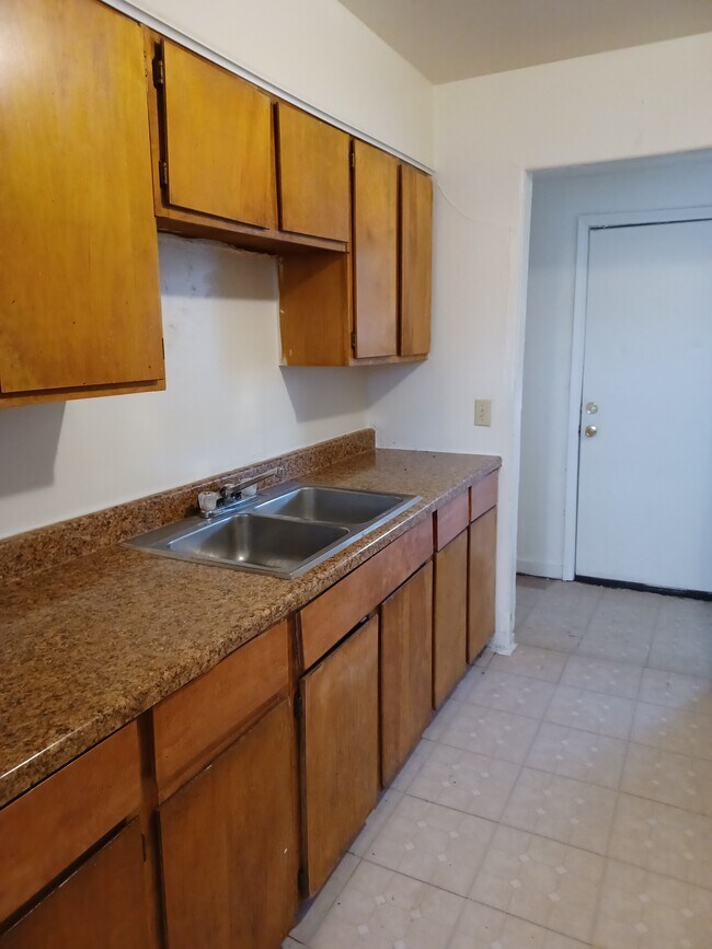 Building Photo - 21 NW 25th Street