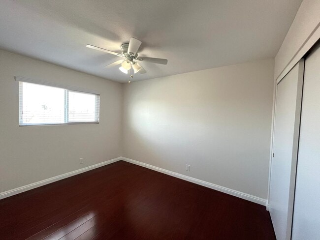 Building Photo - Large 3 bedroom townhome available in Buena Park