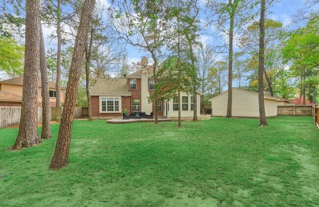 Building Photo - 47 Firethorn Pl