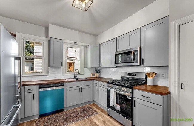 Building Photo - BRAND NEW REMODEL!!! Lakertown! Available Aug 1st!