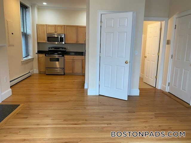 Building Photo - 435 Beacon St