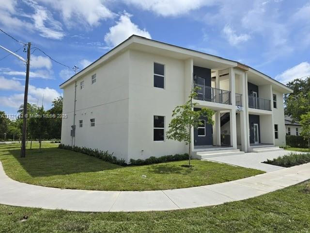 Building Photo - 511 SW 1st Ave