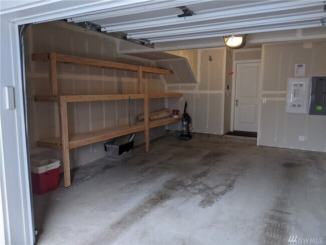 Building Photo - 3507 30th Dr