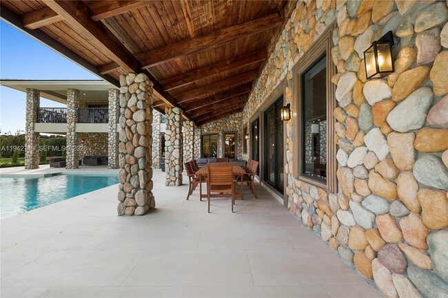 Building Photo - 3320 SW 121st Ave