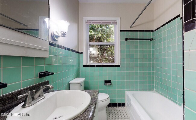 Building Photo - 1274 Belmont Terrace