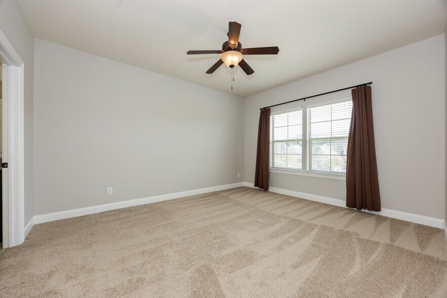 Building Photo - 37436 Amalfi Dr