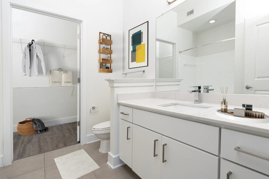 Building Photo - 1531 Inspiration Dr