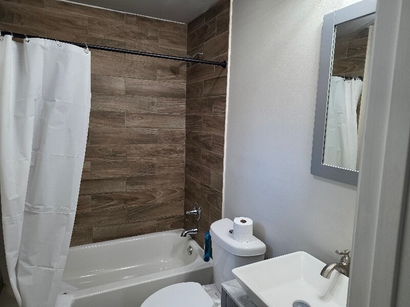 Building Photo - 2793 Suwanee Ave